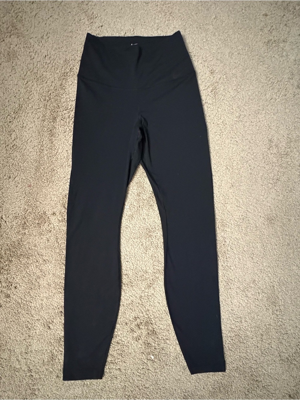 Nike Women’s Black High-Rise Performance Leggings